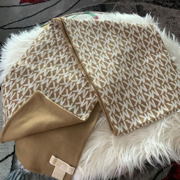 MICHAEL Michael Kors Accessories - Michael Michael Kors Logo Scarf